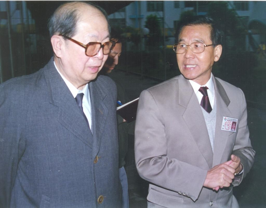 孙孚凌视察广东碧桂园学校